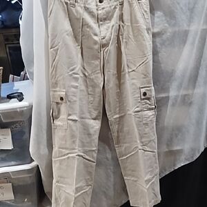 Dockers Ladies Beige Cargo Pants